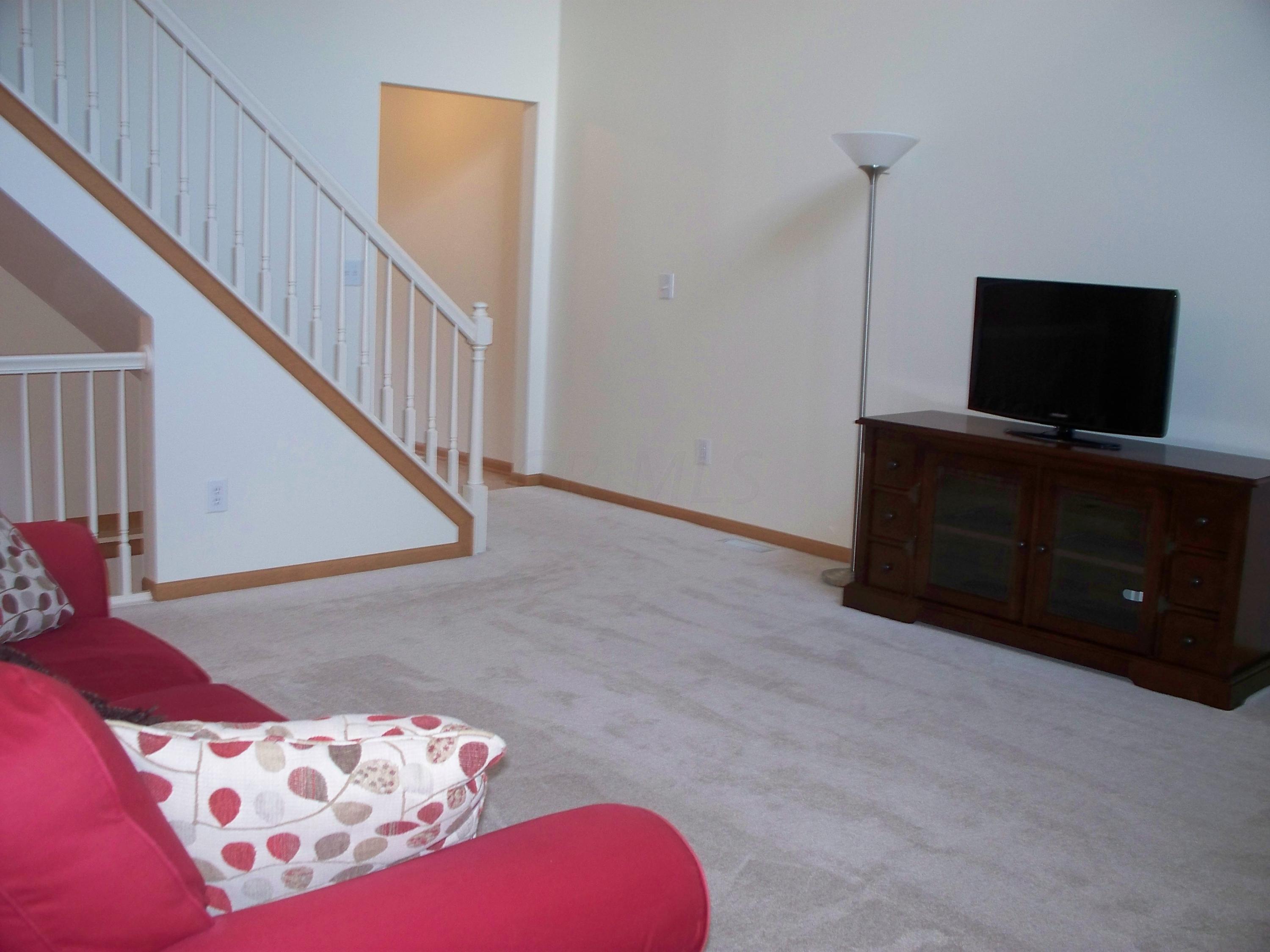 335 Sycamore Ridge Way Gahanna, OH 43230 - Photo 10 of 47