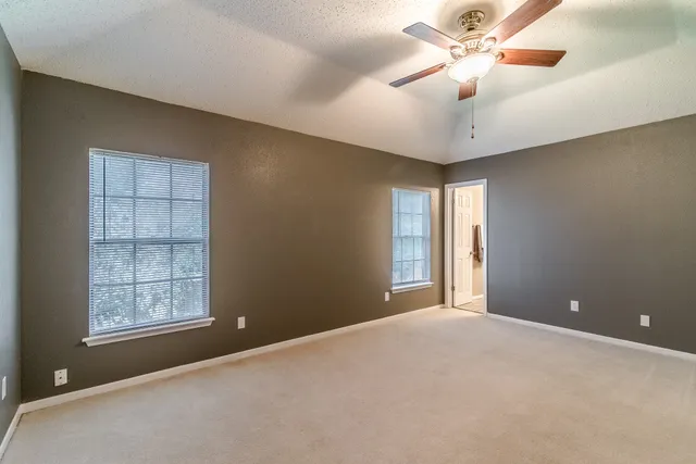 $2,095 | 6015 Henniker Drive, Houston, TX 77041