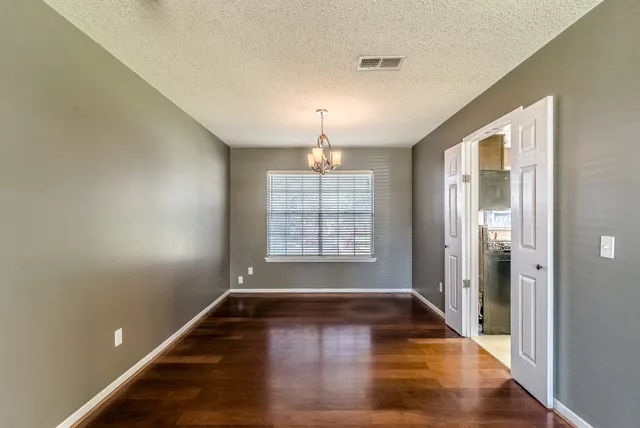 $2,095 | 6015 Henniker Drive, Houston, TX 77041