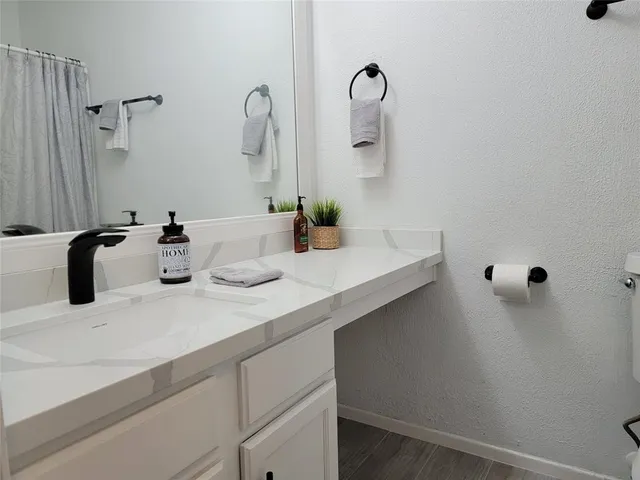 $2,095 | 6015 Henniker Drive, Houston, TX 77041