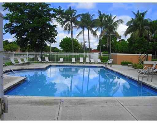10110 Boca Entrada Boulevard, Unit 306 Boca Raton, FL 33428 - Photo 11 of 16 pool