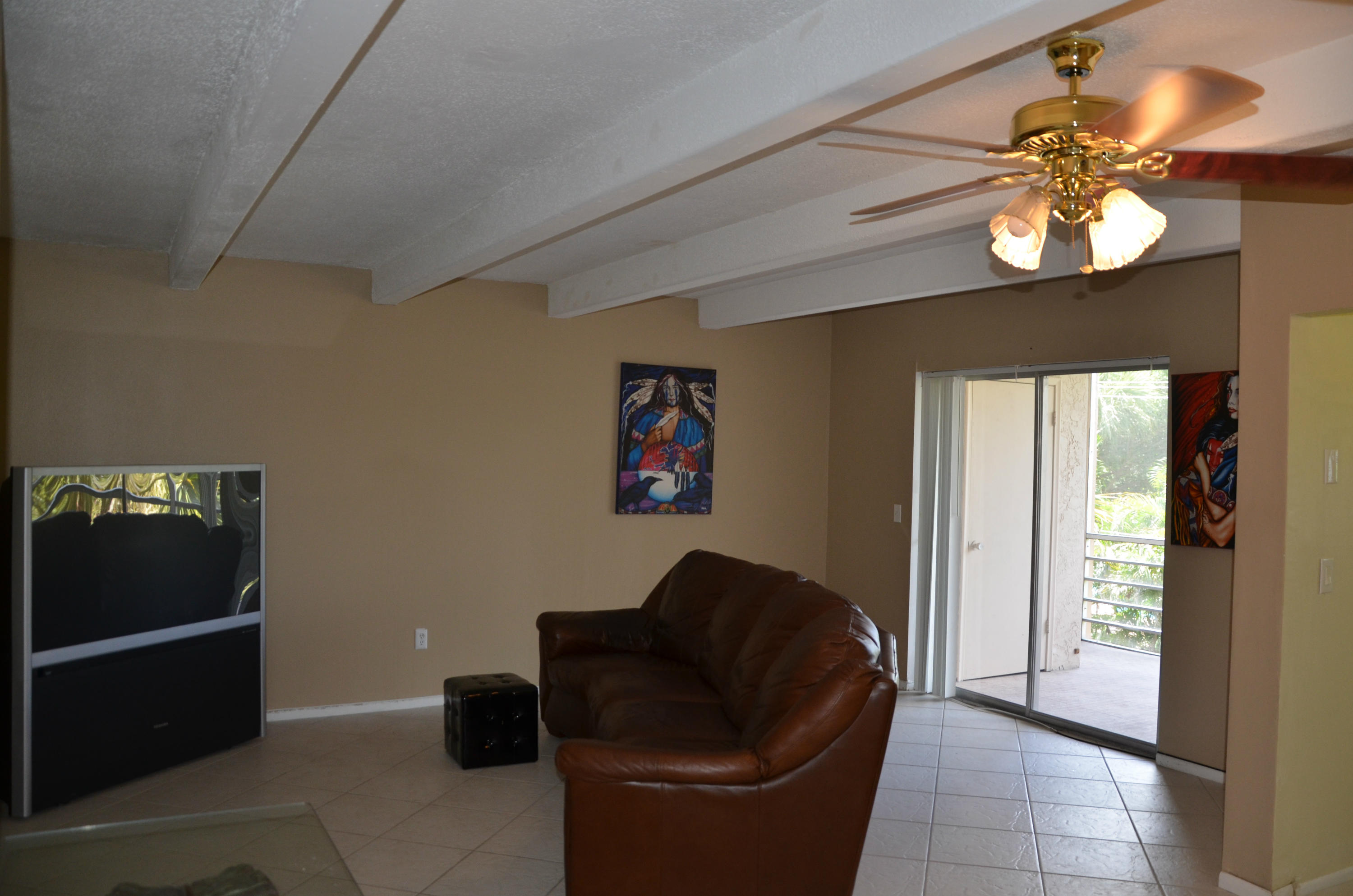 10110 Boca Entrada Boulevard, Unit 306 Boca Raton, FL 33428 - Photo 3 of 16 living room