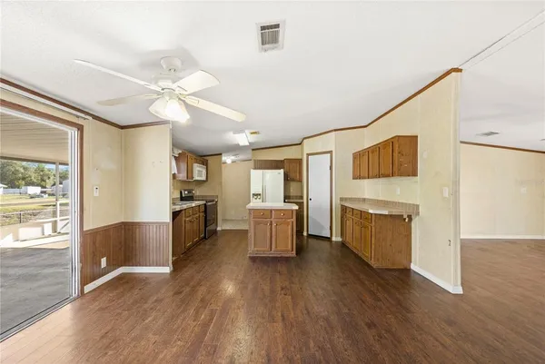 $325,000 | 32443 Memory Lane, Leesburg, FL 34788