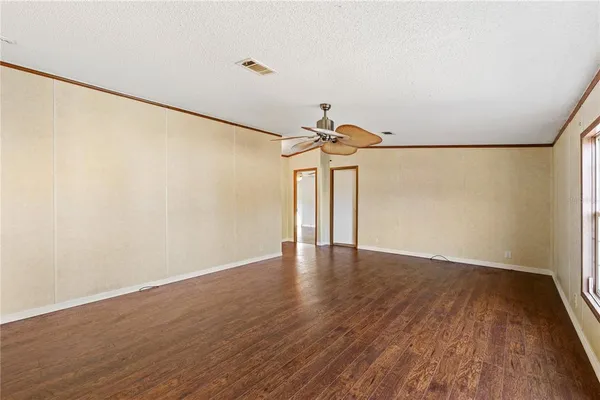 $325,000 | 32443 Memory Lane, Leesburg, FL 34788
