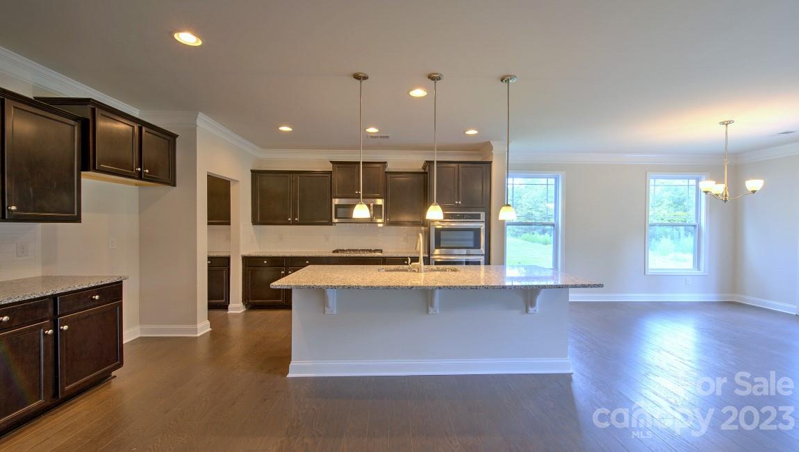321 Fox Cove Road Hendersonville, NC 28792 - Photo 9 of 41 Gallery Image 9