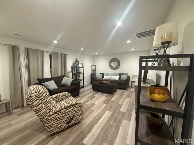 $189,900 | 1052 6th Street, West Plains, MO 65775