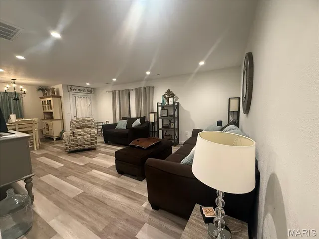 $189,900 | 1052 6th Street, West Plains, MO 65775