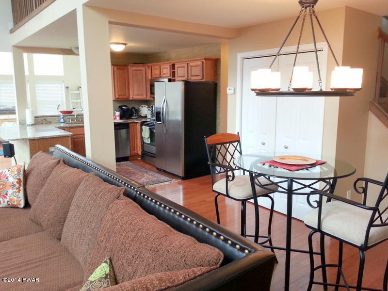260 West Lakeview Road Lackawaxen, PA 18435 - Photo 15 of 37