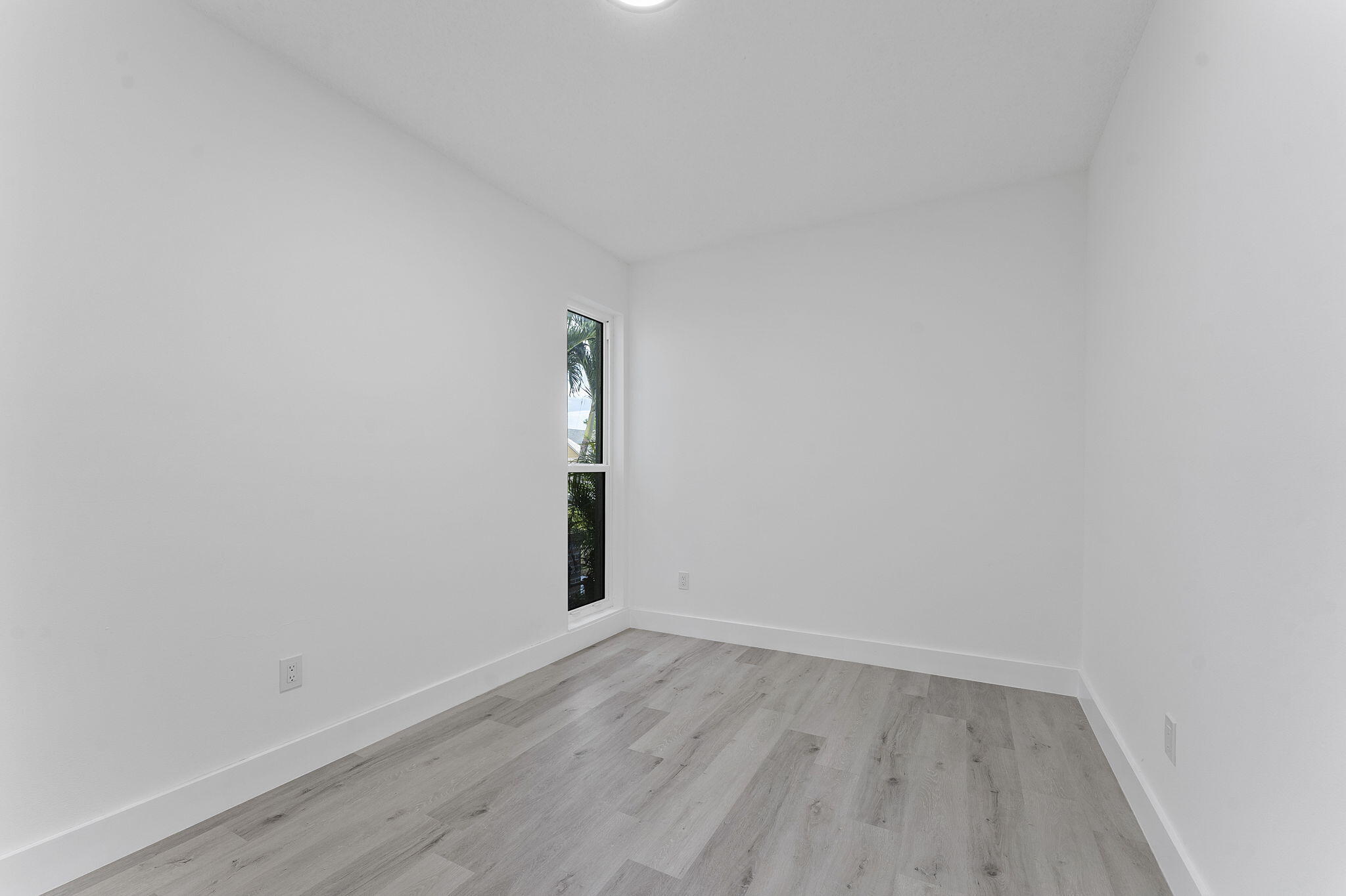 23157 Old Inlet Bridge Drive Boca Raton, FL 33433 - Photo 16 of 39 a view of an empty room