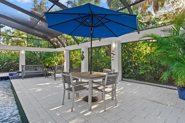 $1,650,000 | 4891 Peregrine Point Circle East, Sarasota, FL 34231