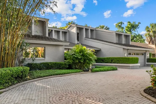 $1,650,000 | 4891 Peregrine Point Circle East, Sarasota, FL 34231