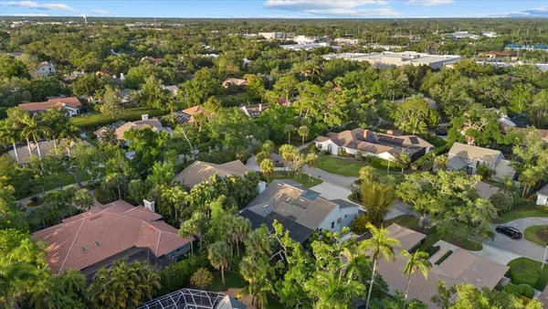 $1,650,000 | 4891 Peregrine Point Circle East, Sarasota, FL 34231