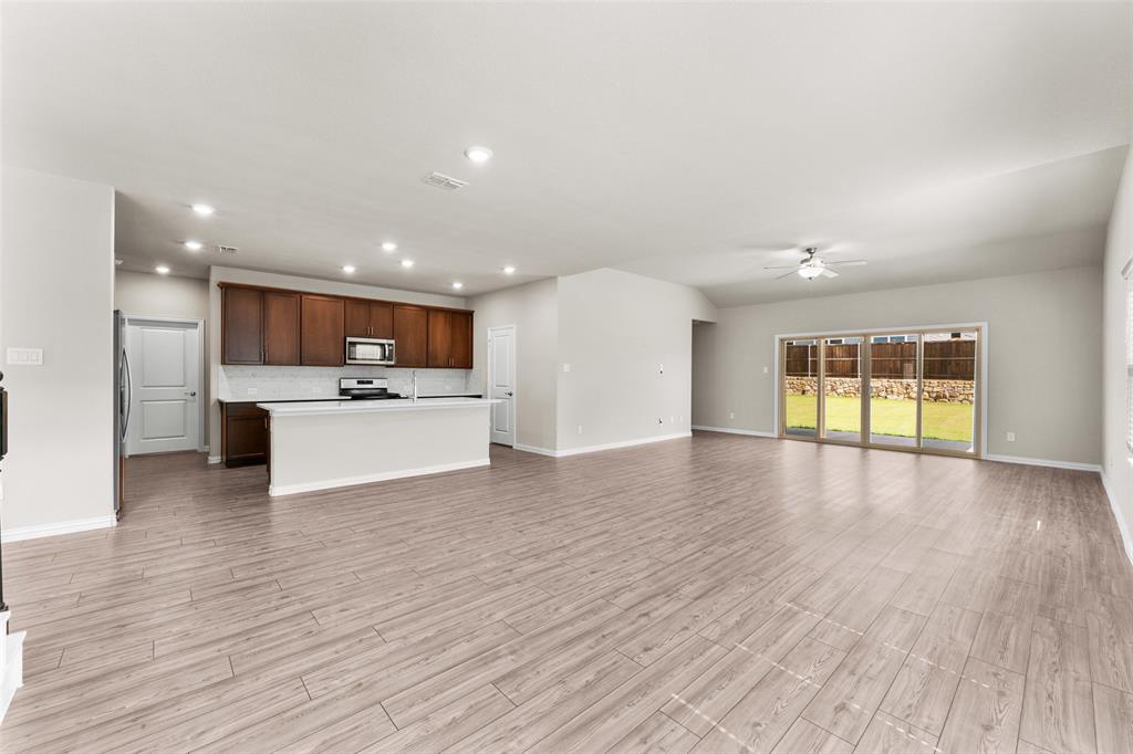 3120 Kingsgarden Road Denton, TX 76207 - Photo 11 of 35