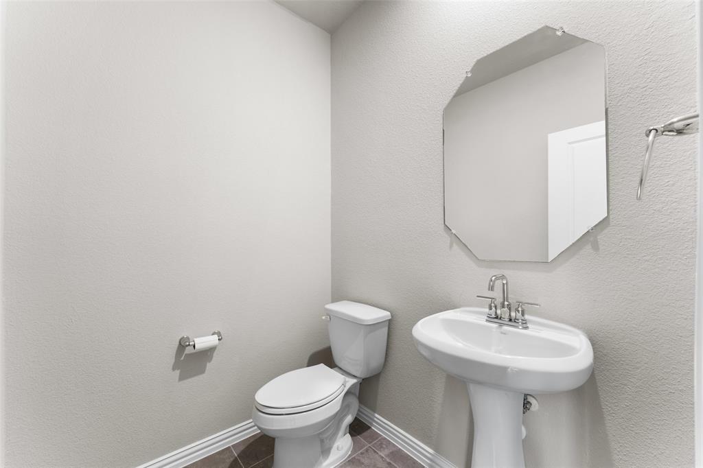 3120 Kingsgarden Road Denton, TX 76207 - Photo 15 of 35