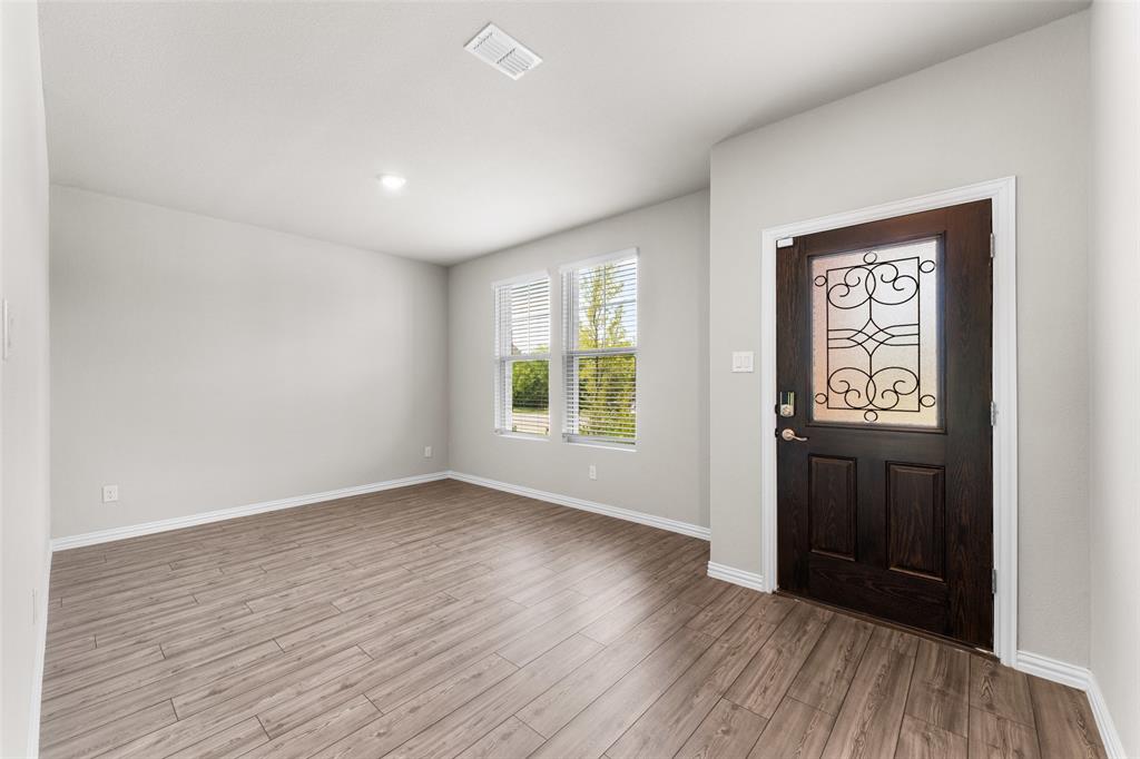 3120 Kingsgarden Road Denton, TX 76207 - Photo 2 of 35