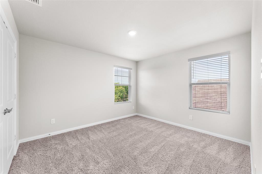 3120 Kingsgarden Road Denton, TX 76207 - Photo 23 of 35