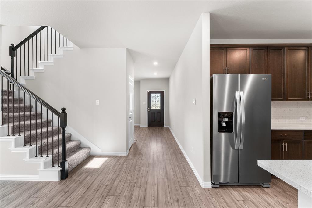 3120 Kingsgarden Road Denton, TX 76207 - Photo 4 of 35