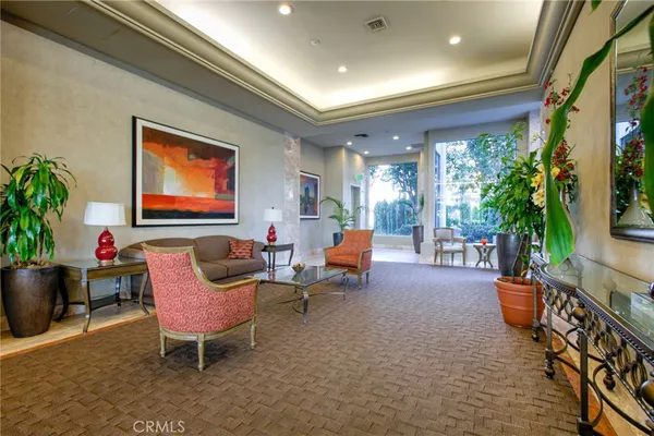 $729,000 | 525 East Seaside Way, Unit 807, Long Beach, CA 90802