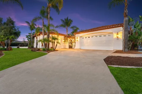 $2,100,000 | 1799 Camden Place, San Marcos, CA 92069