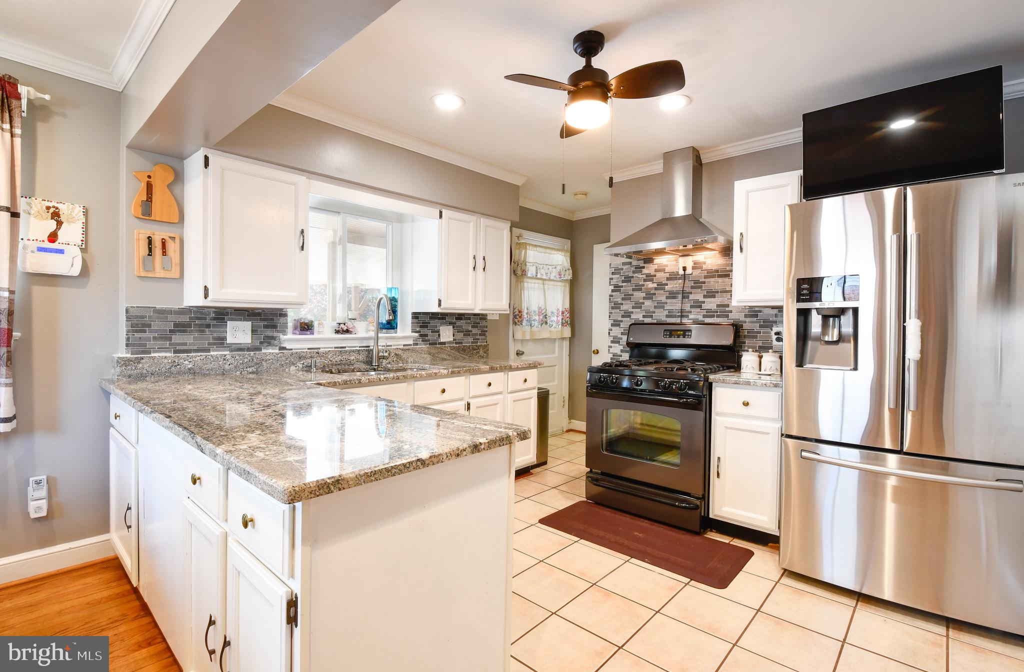 5817 Brunswick Street Springfield, VA 22150 - Photo 11 of 34 Gallery Image 11