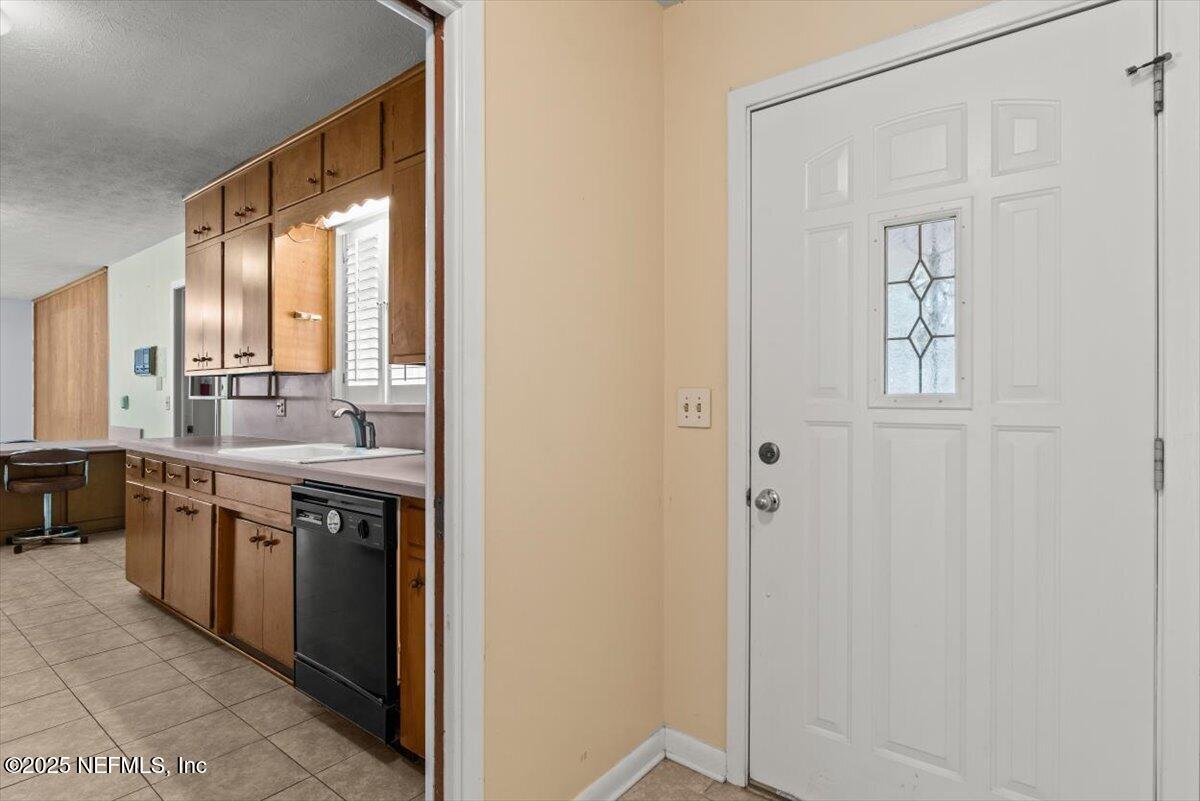 1839 Samontee Road Jacksonville, FL 32211 - Photo 4 of 45 05-FULL-001