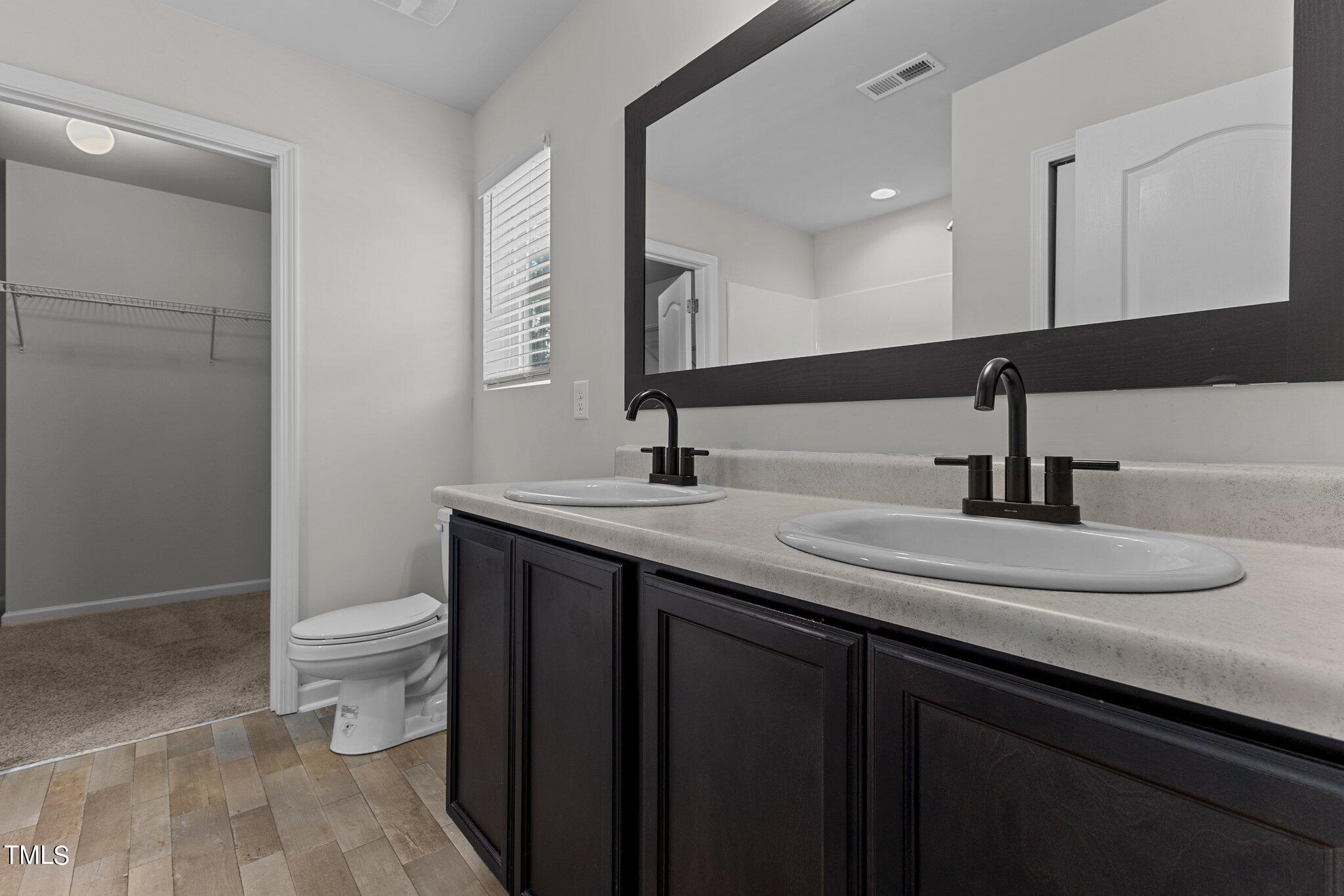 546 Old Salem Drive Spring Lake, NC 28390 - Photo 16 of 28 30-web-or-mls-AZ3A9580