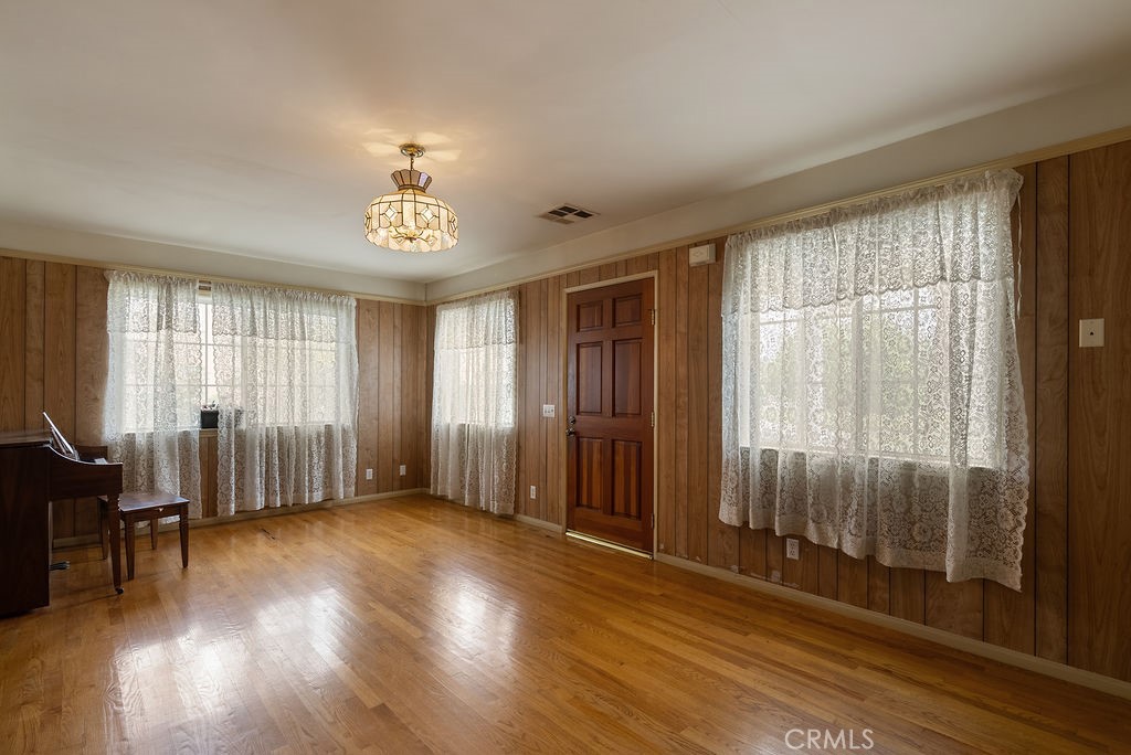 5227 Hammill Road El Monte, CA 91732 - Photo 4 of 51 Entry