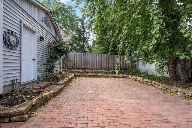 $540,000 | 6034 Brookside Boulevard, Kansas City, MO 64113