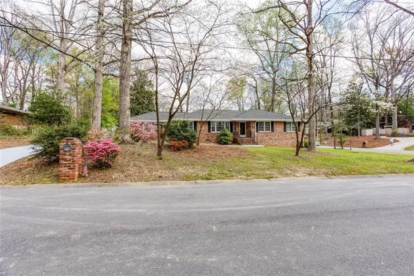 $2,800 | 619 Grove Parkway Southeast, Marietta, GA 30067