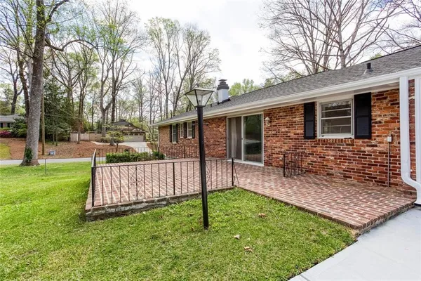 $2,800 | 619 Grove Parkway Southeast, Marietta, GA 30067