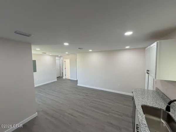 $2,100 | 208 Kraft Avenue, Panama City, FL 32401