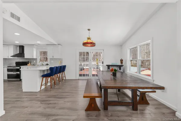 $4,250 | 10 Vernon Drive, Carmel, NY 10512