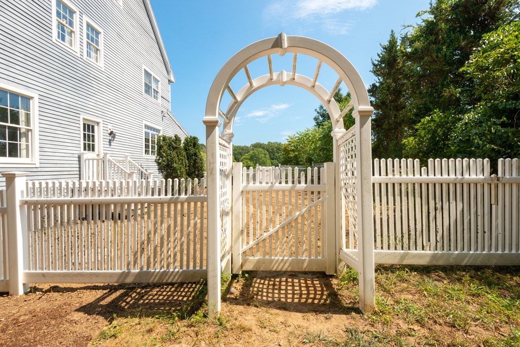 15 Jeffrey's Neck Road Ipswich, MA 01938 - Photo 2 of 41 Gallery Image 2