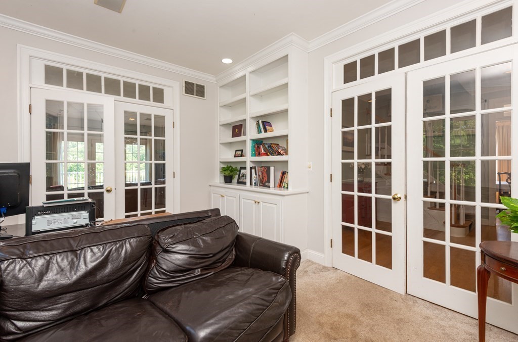 15 Jeffrey's Neck Road Ipswich, MA 01938 - Photo 23 of 41 Gallery Image 23