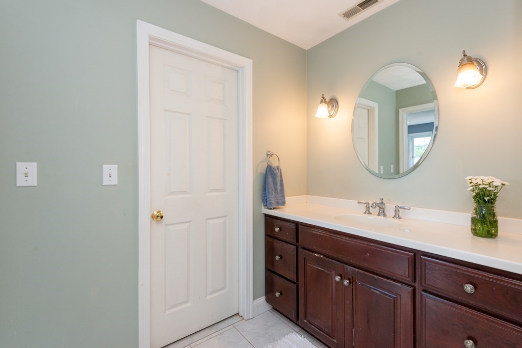 15 Jeffrey's Neck Road Ipswich, MA 01938 - Photo 28 of 41 Gallery Image 28