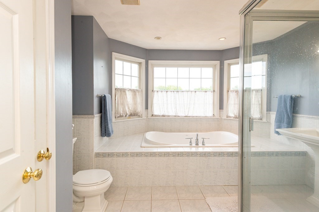 15 Jeffrey's Neck Road Ipswich, MA 01938 - Photo 30 of 41 Gallery Image 30
