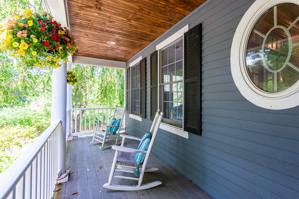 15 Jeffrey's Neck Road Ipswich, MA 01938 - Photo 3 of 41 Gallery Image 3