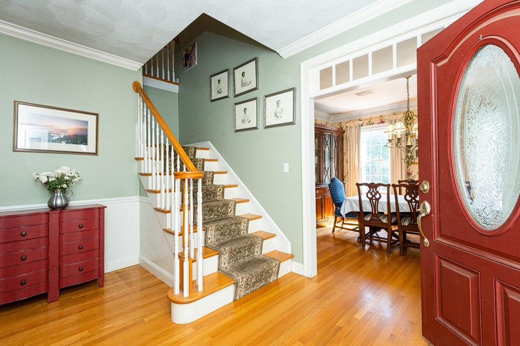 15 Jeffrey's Neck Road Ipswich, MA 01938 - Photo 4 of 41 Gallery Image 4