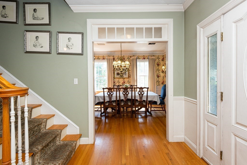 15 Jeffrey's Neck Road Ipswich, MA 01938 - Photo 6 of 41 Gallery Image 6