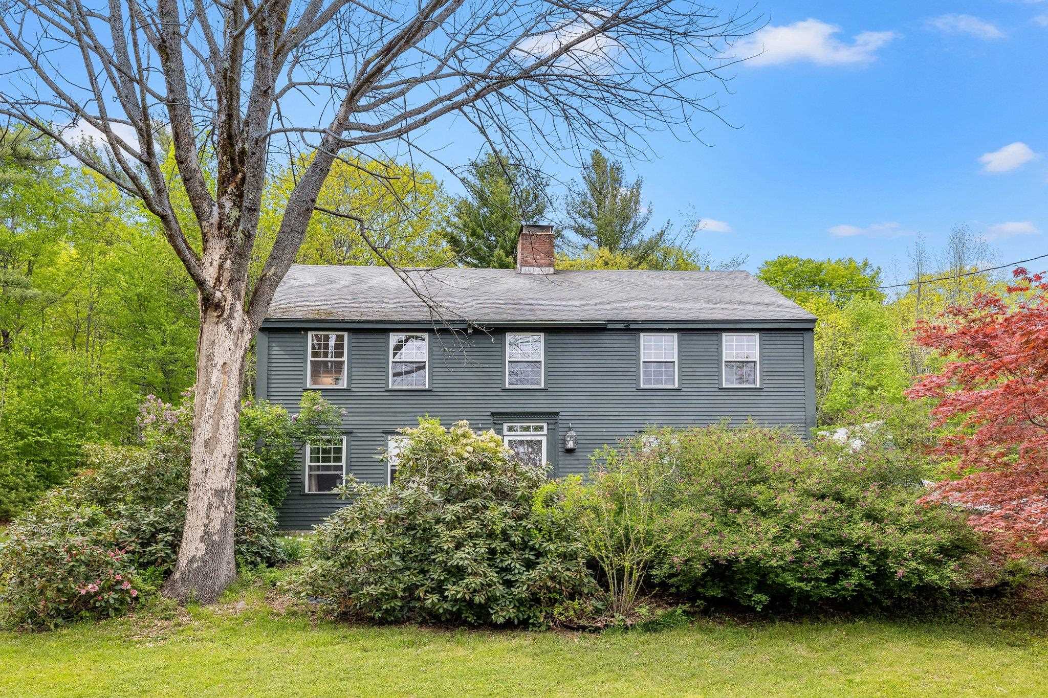 83 Governors Road Pittsfield, NH 03263 - Photo 3 of 40