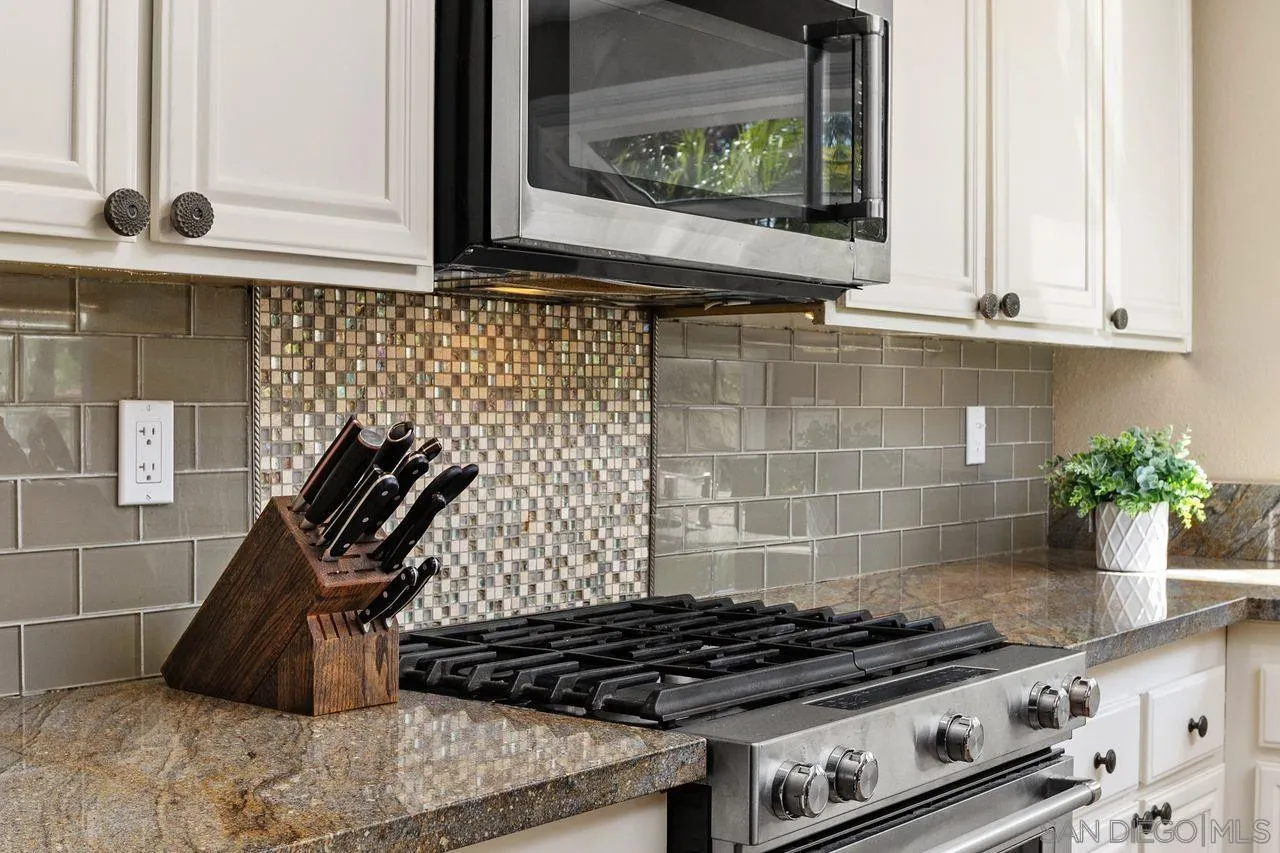 14919 Derringer Road Poway, CA 92064 - Photo 13 of 61