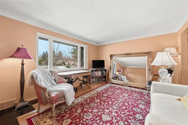 $330,000 | 3541 McWilliams Road, Murrysville, PA 15668