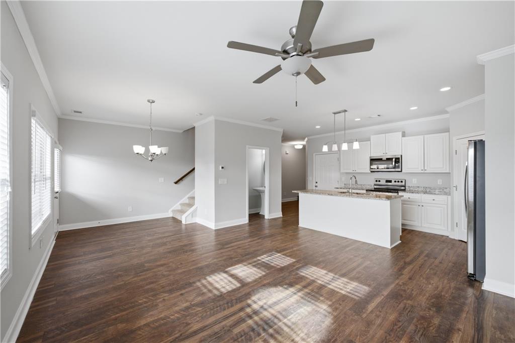 327 Cashes Court Lilburn, GA 30047 - Photo 13 of 32