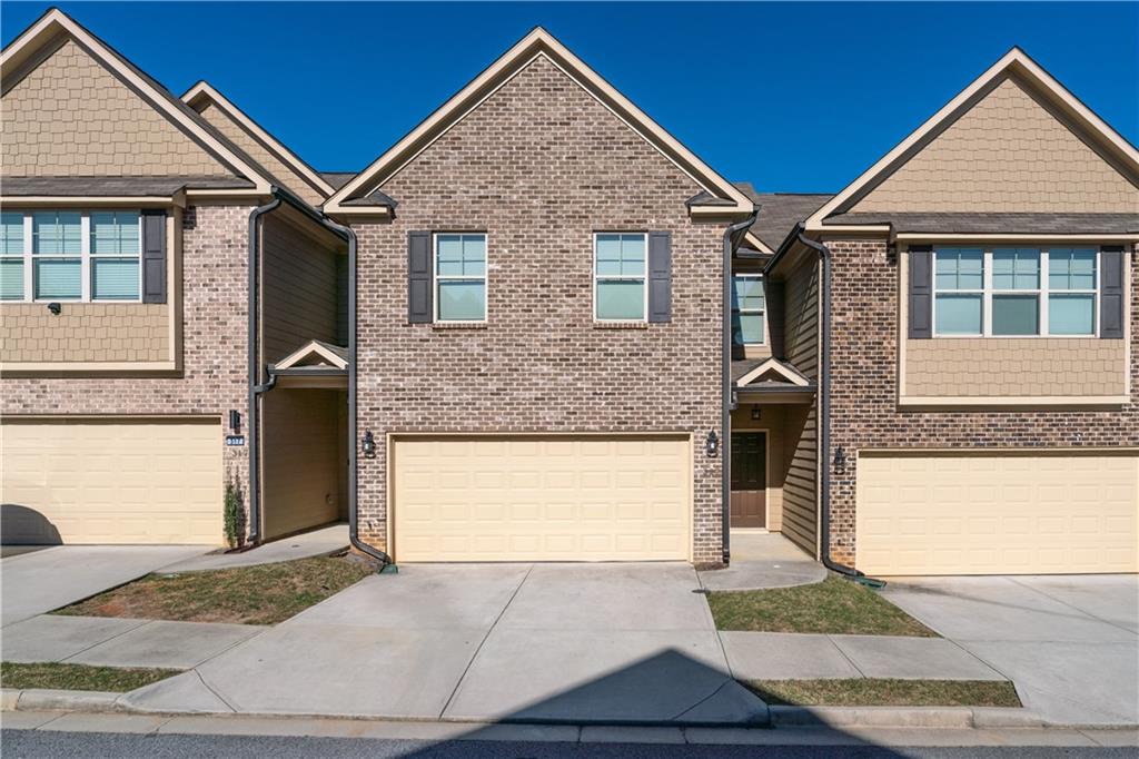 327 Cashes Court Lilburn, GA 30047 - Photo 2 of 32