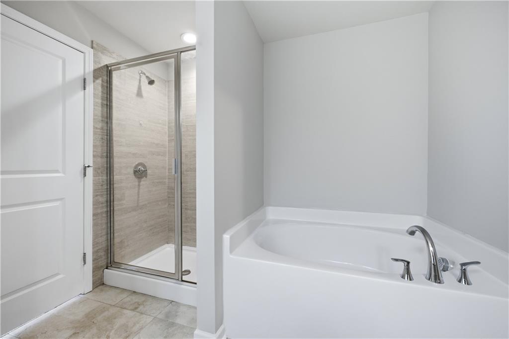 327 Cashes Court Lilburn, GA 30047 - Photo 27 of 32