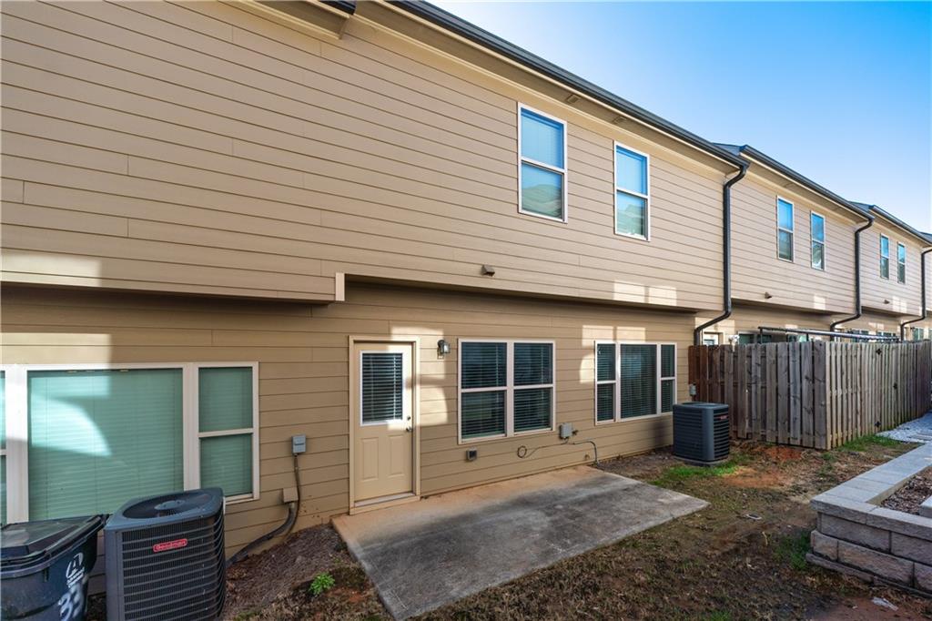 327 Cashes Court Lilburn, GA 30047 - Photo 31 of 32