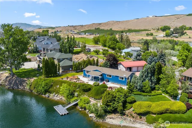 $941,000 | 5060 Highway 28, Rock Island, WA 98850