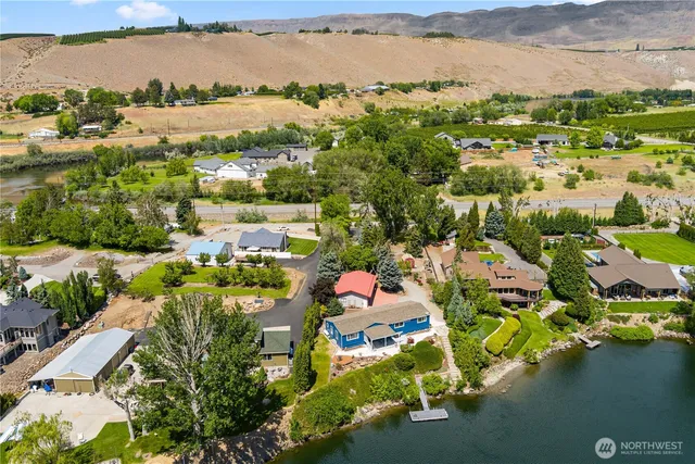 $941,000 | 5060 Highway 28, Rock Island, WA 98850