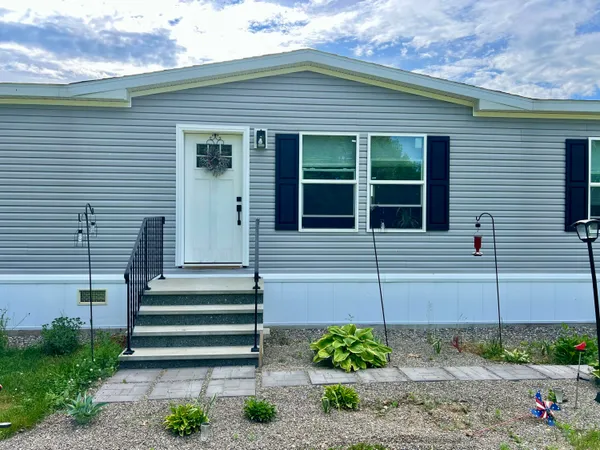 $300,000 | 852 Waterville Road, Waldo, ME 04915