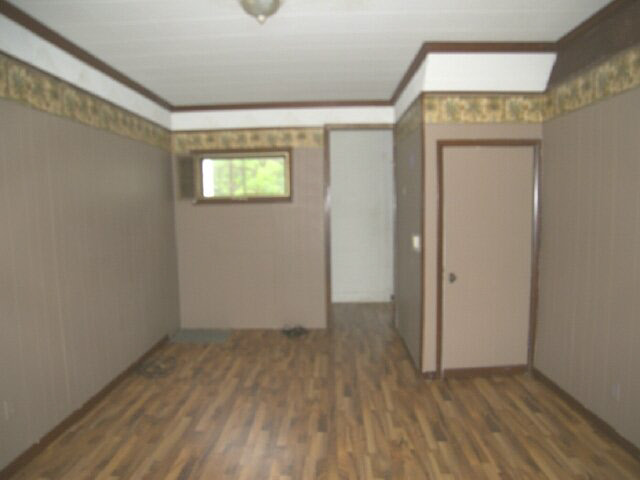 1010 Jefferson Street, Unit SW Rochester, IN 46975 - Photo 3 of 9